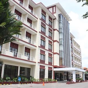 Hotel Surya Yudha Purwokerto Manage By Salak Hospitality